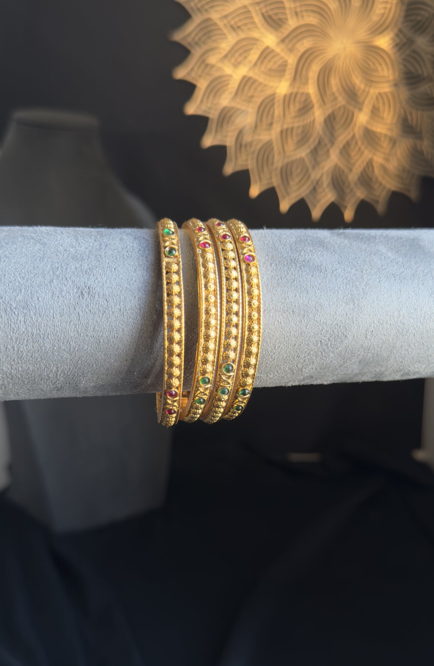Set of 4 Dainty Simple Antique Gold South Indian Bangle - TRADITIONAL