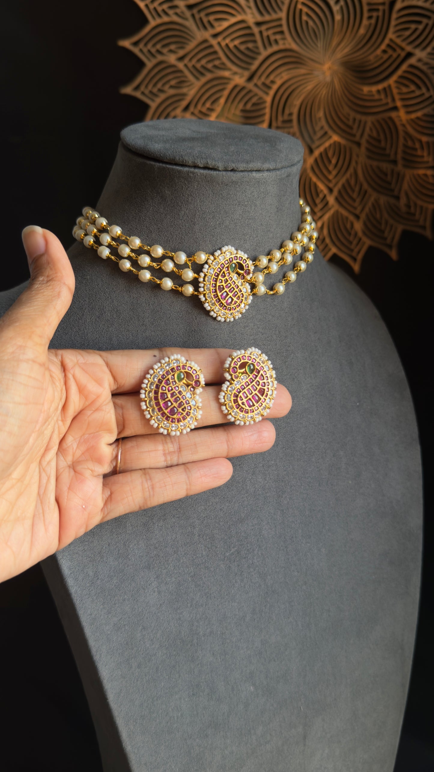 Paisley Pearl Beaded Kemp Choker Set - TRADITIONAL