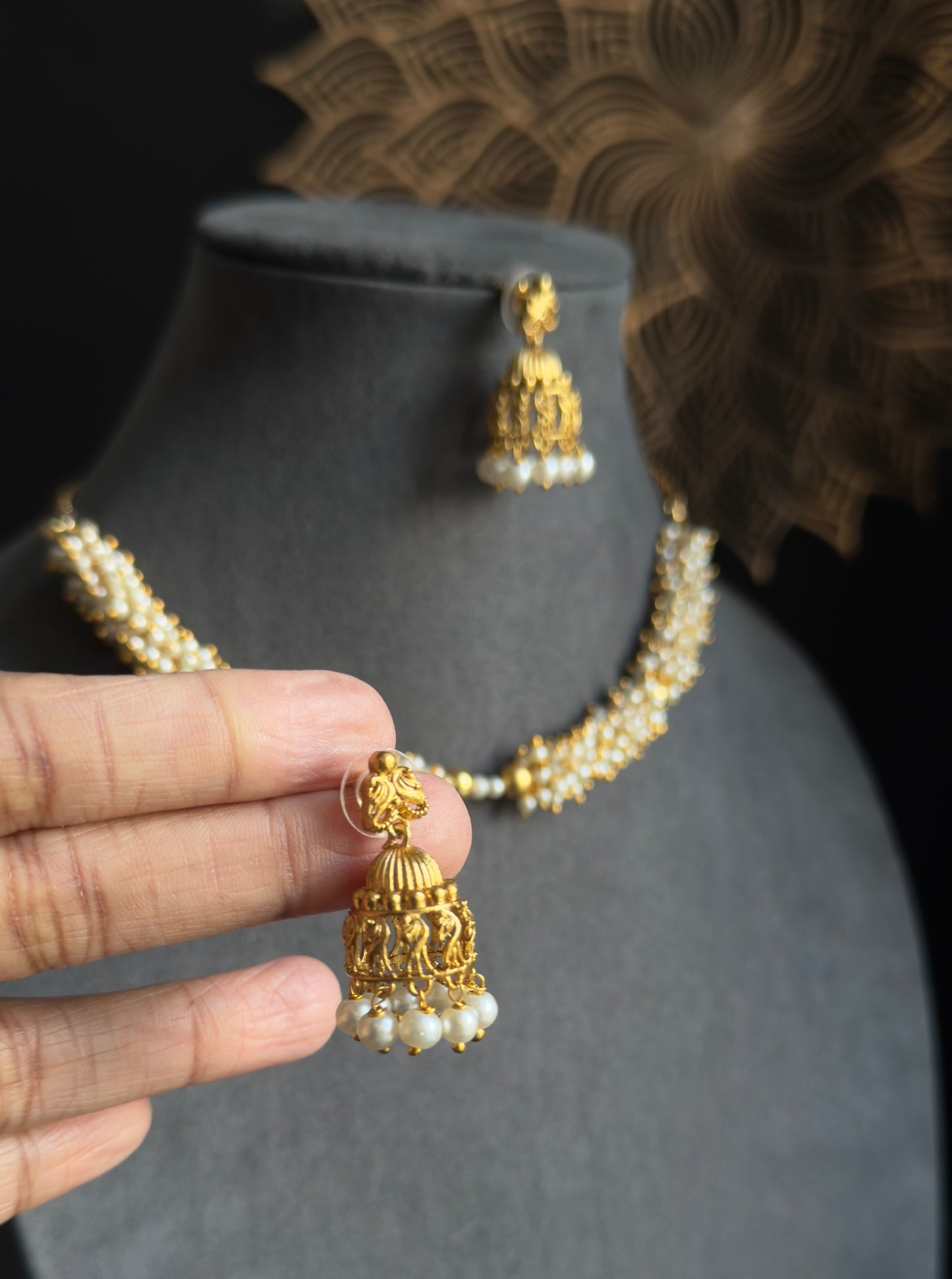 Golden cluster pearl Necklace Set - BUDGET
