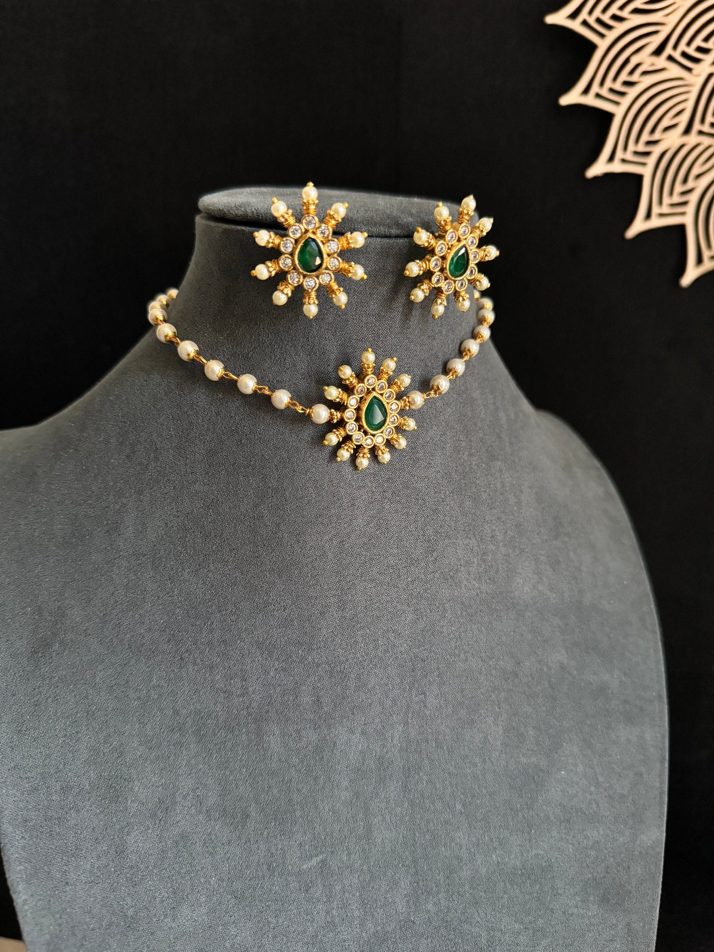 Chakra Pendant Pearl Necklace Set  - BUDGET