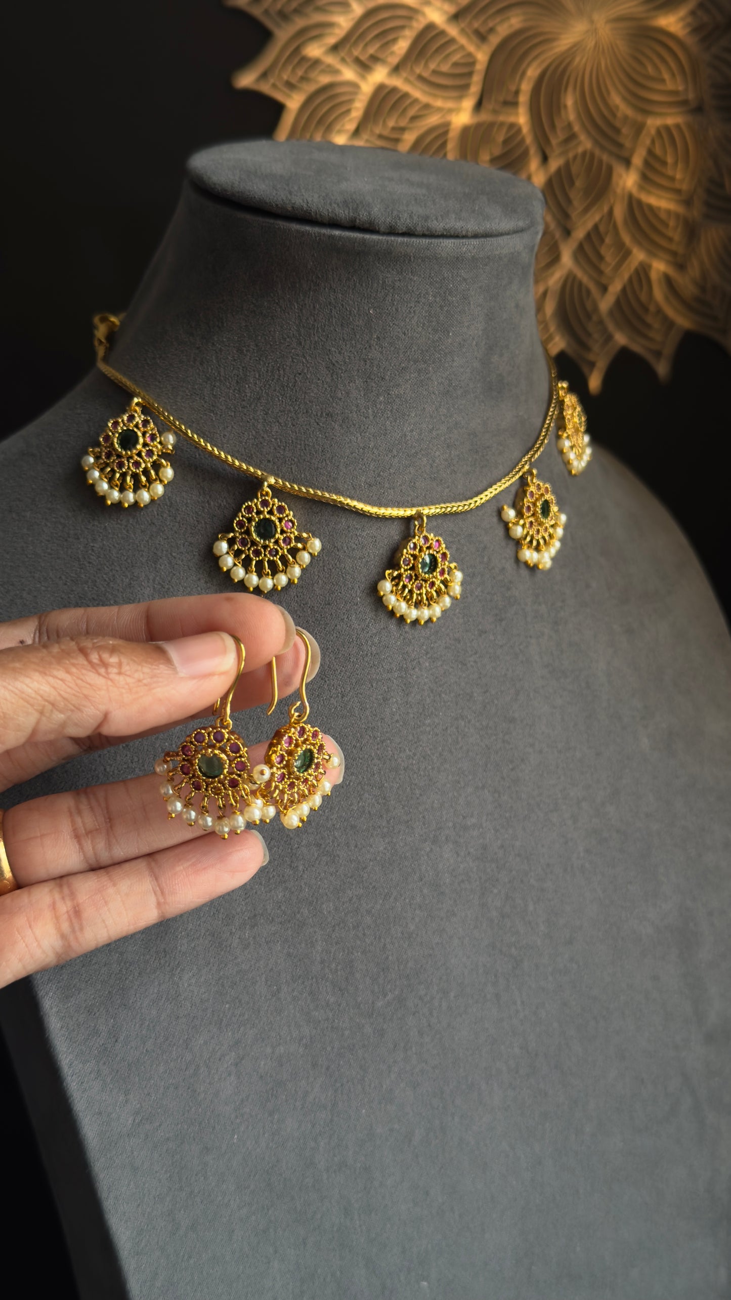 Pretty dainty Multi Pendant Drops Kemp Necklace Set - FUSION