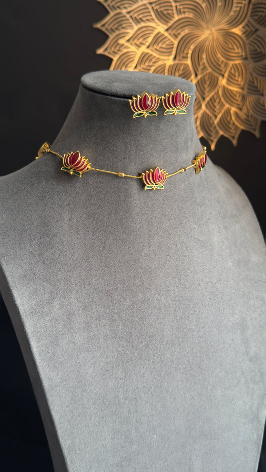 Manju warrier Inspired Real kemp Lotus Necklace with Earrings Lotus Necklace Set South Indian jewelery- Premium