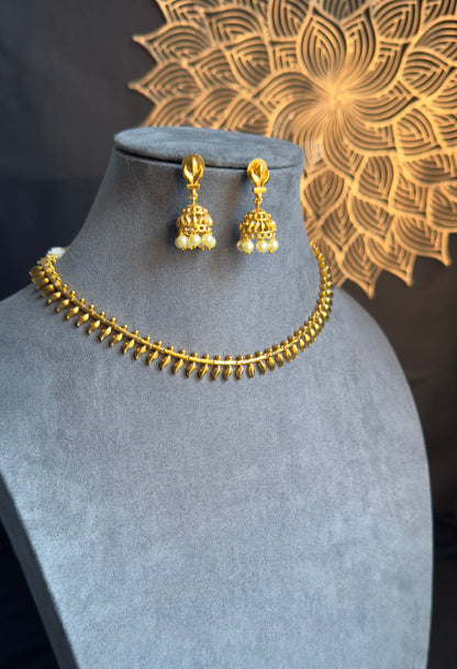 Kerala Vine Gold Necklace Set - TRADITIONAL