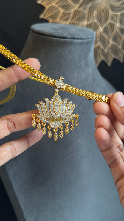 Lotus Kemp Atigai Set with Danglers - South Indian Necklace