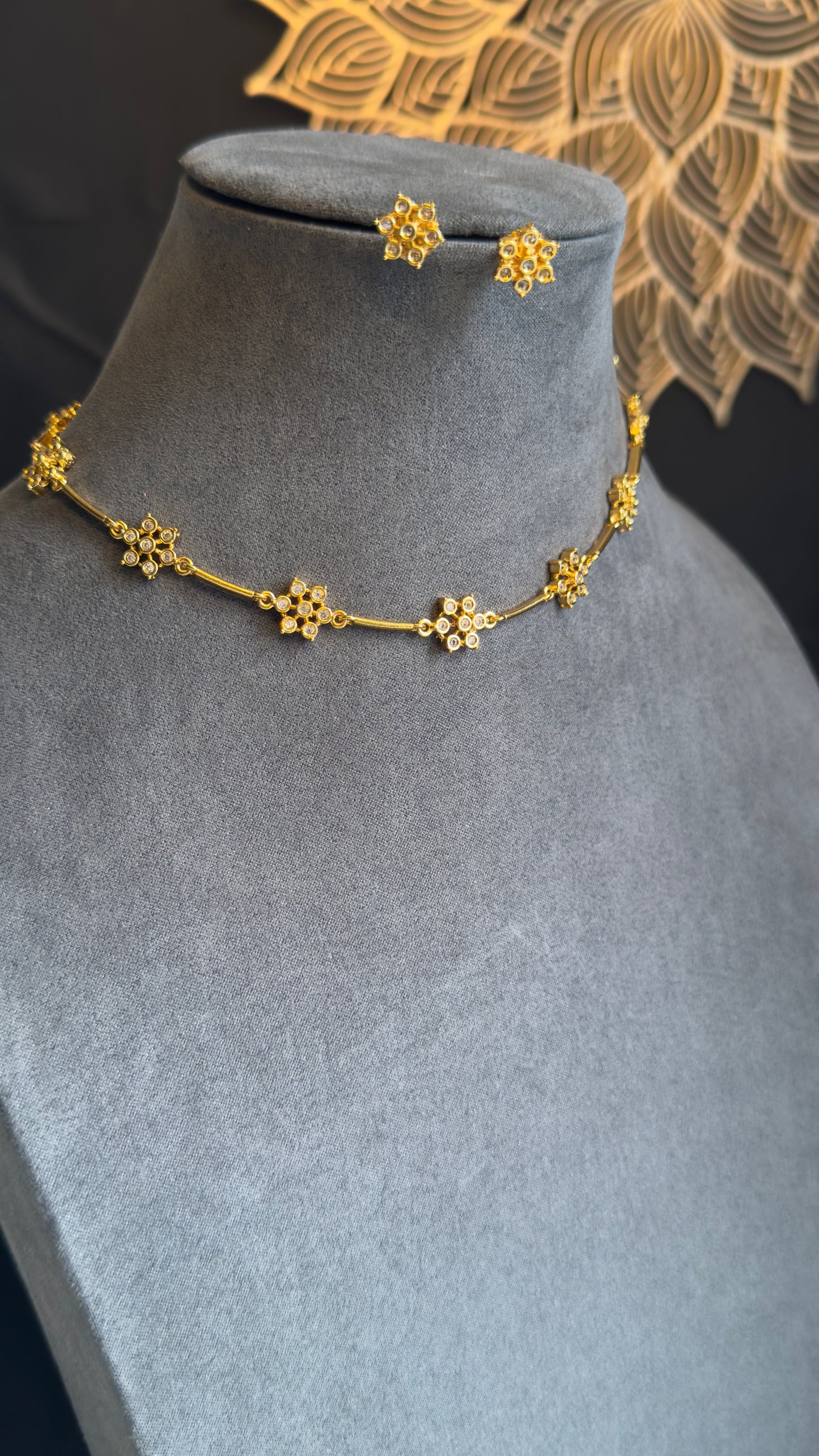 Dainty lightweight Gold Flower Necklace and stud Earring