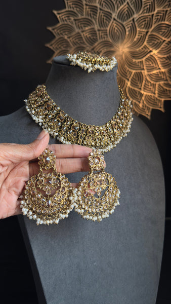 Mehendi Kundan Reverse AD Choker Earrings  Tikka - BOLLYWOOD