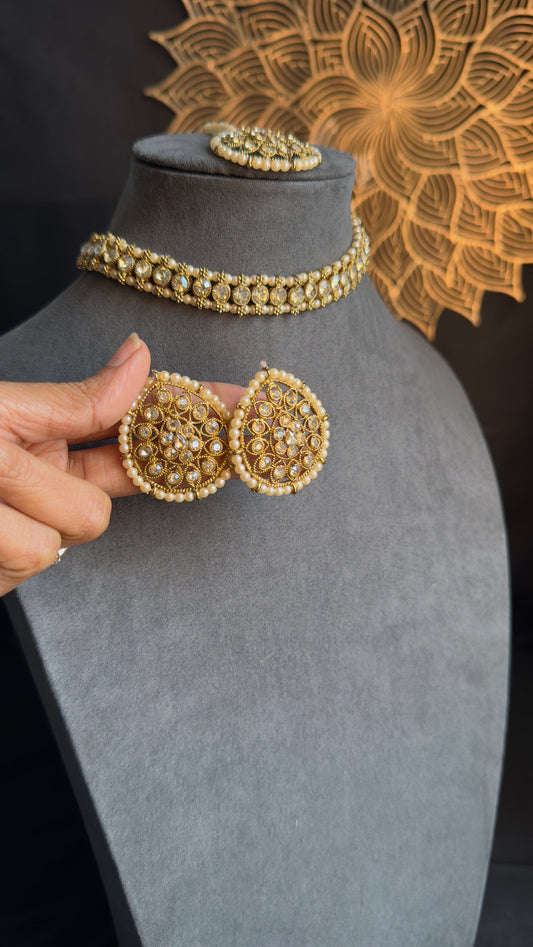 PANOPLY  Single line stone choker Necklace Jewellery Set for Women | Polki Kundan Choker, Bollywood jewellery, Pakistani jewelry